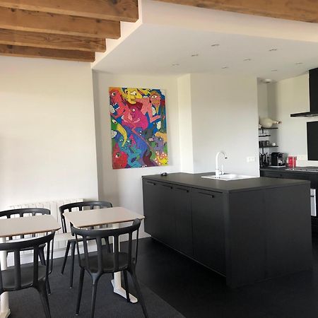 Appartement Contemporain Dans Une Authentique Demeure Viticole Charnay-les-Macon Exterior photo